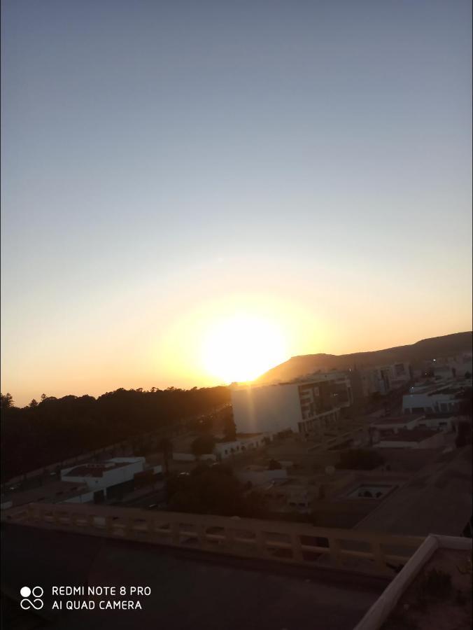 Appartement Julia Au Centre Ville Agadir Dans Residence Borj Dalat 외부 사진
